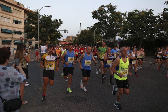 Las mejores imágenes de la Carrera Nocturna Trotacalles en Córdoba