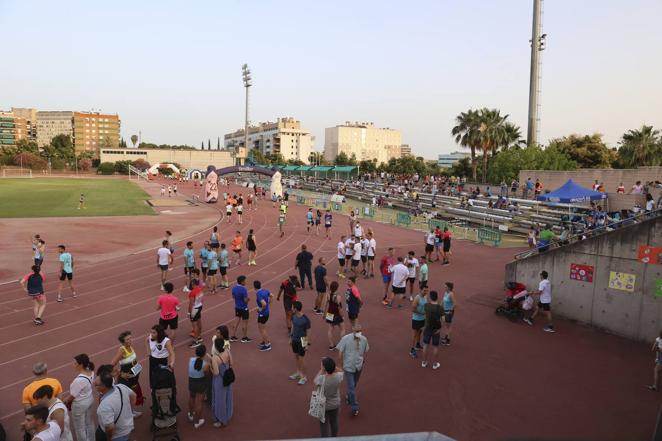 Las mejores imágenes de la Carrera Nocturna Trotacalles en Córdoba