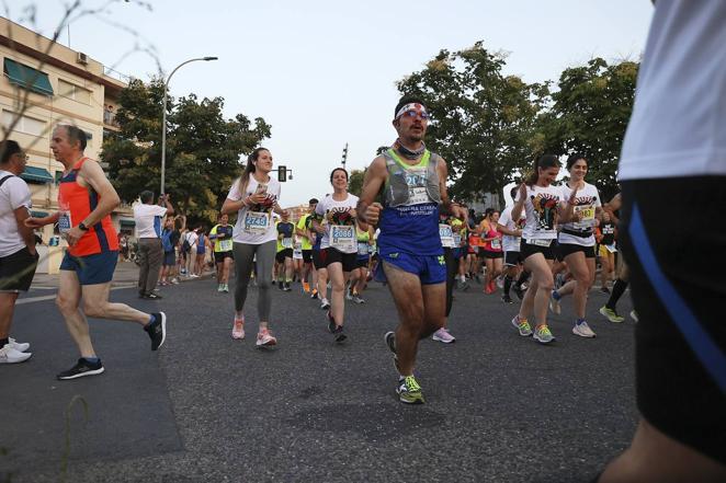 Las mejores imágenes de la Carrera Nocturna Trotacalles en Córdoba