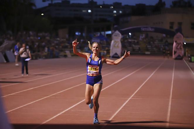 Las mejores imágenes de la Carrera Nocturna Trotacalles en Córdoba
