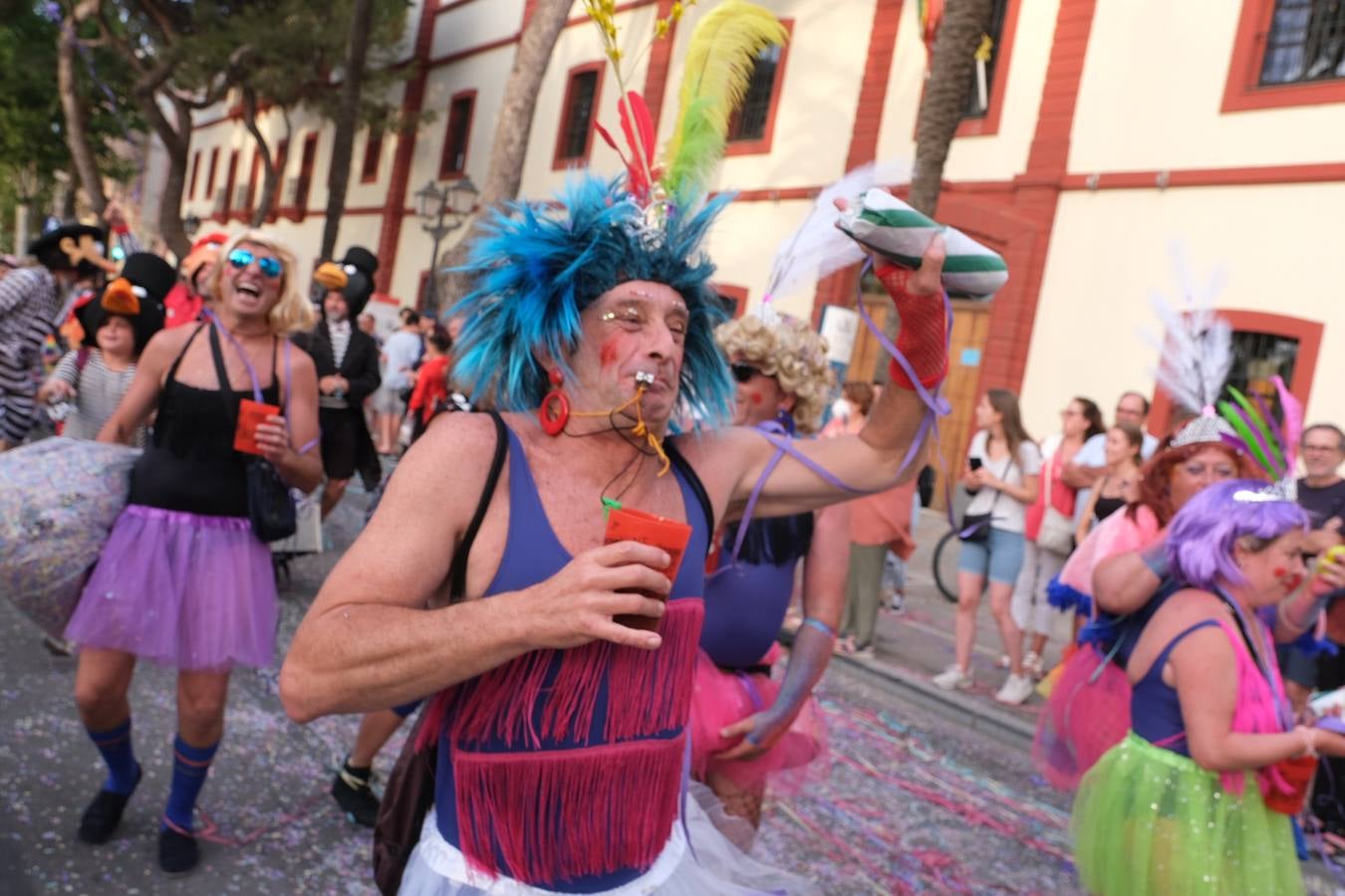 Fotos: Así ha sido la Cabalgata del Humor en Cádiz