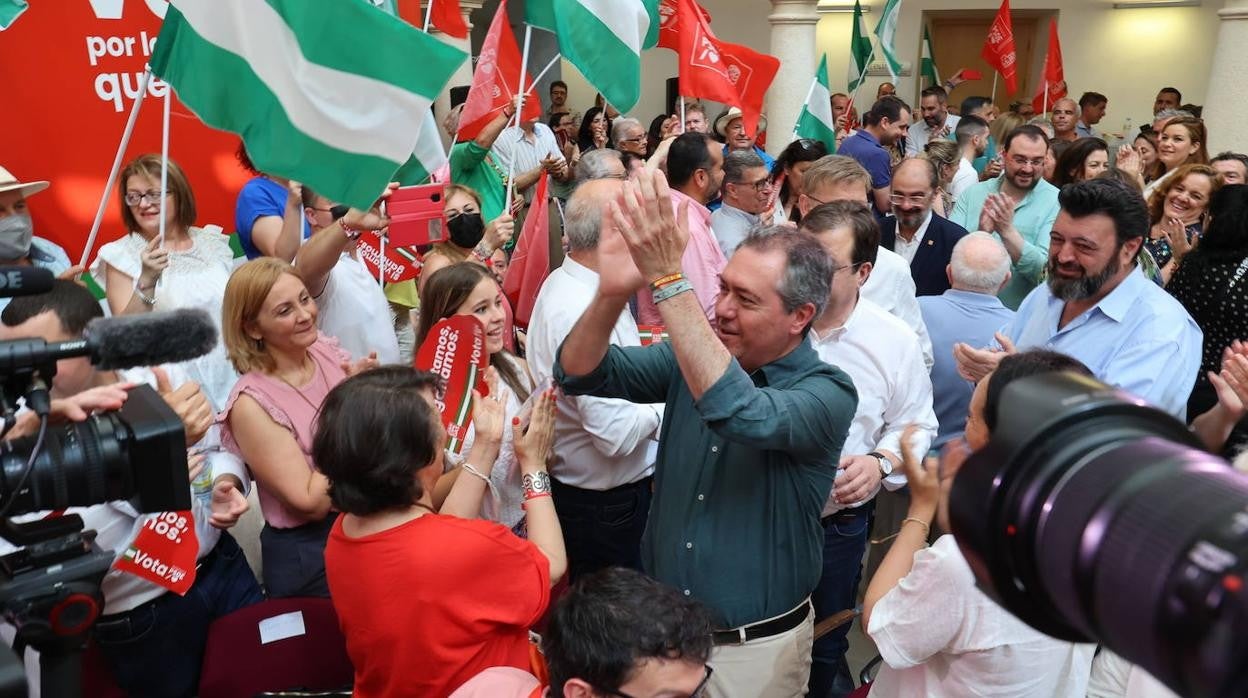 El acto de Espadas con los presidentes autonómicos en Córdoba, en imágenes