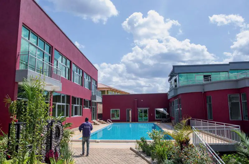 The Desire Resort Hotel. Está cerca de un club de golf, a 15 minutos del aeropuerto y a 15 minutos del centro de Kigali.