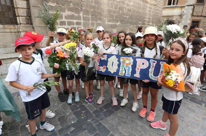 Todas las imágenes de la Ofrenda Floral