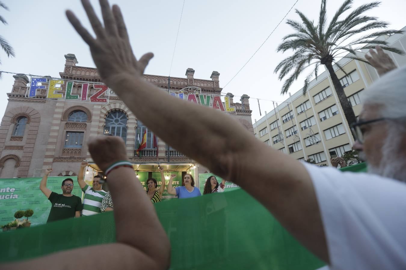 Fotos: Así ha sido el acto de campaña de Adelanta Andalucía en Cádiz