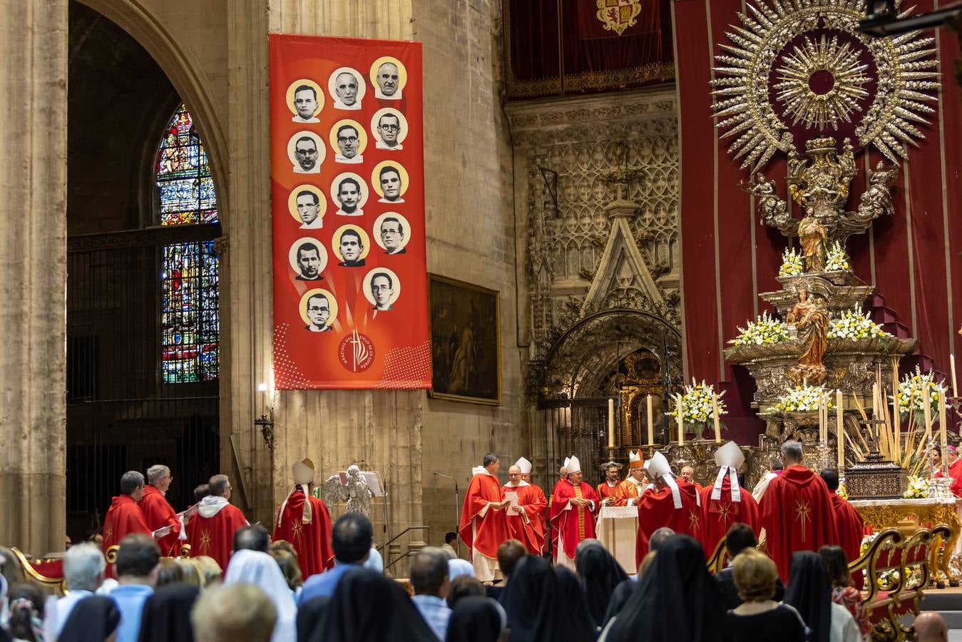 Ceremonia de beatificación de 27 mártires en la Catedral de Sevilla