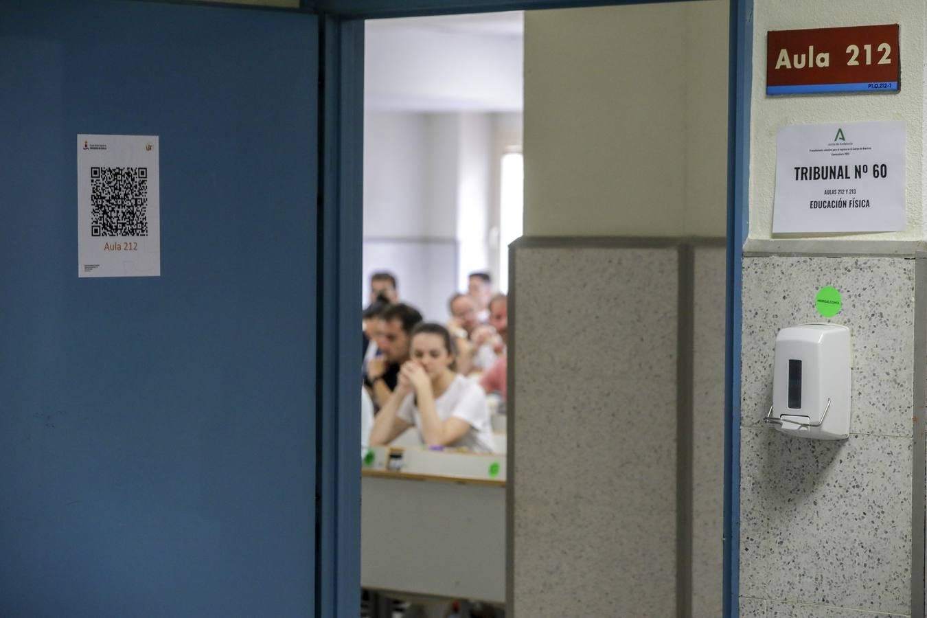 Primer examen de las oposiciones de magisterio celebradas en Sevilla