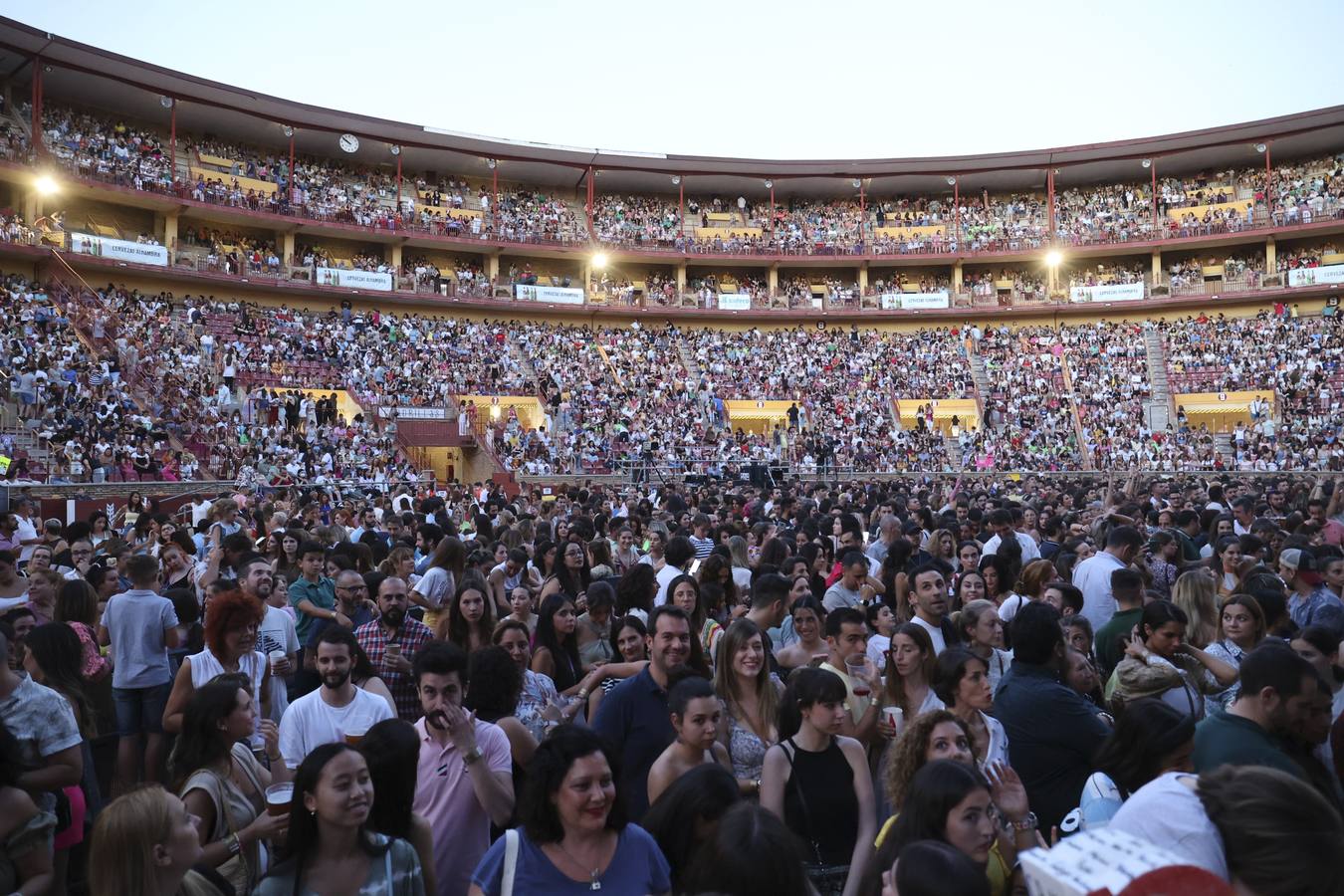 El concierto de Camilo en Córdoba, en imágenes