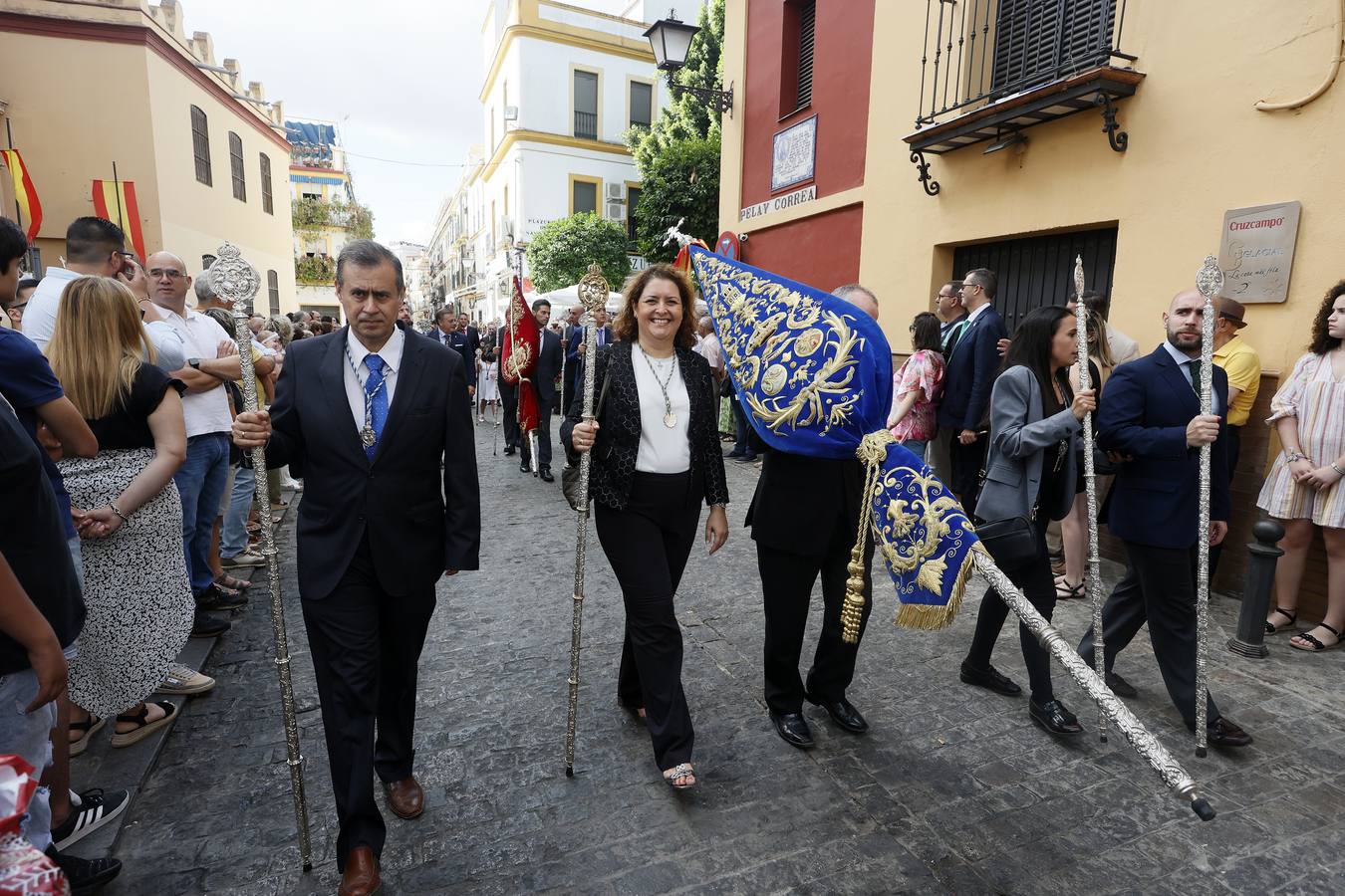 Procesión del Corpus Christi de Triana por las calles del barrio