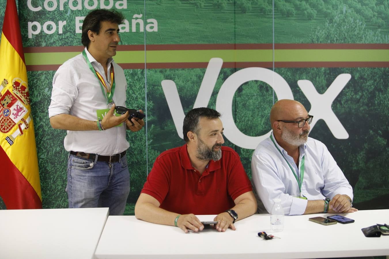 Elecciones Andalucía 2022 | La noche electoral de Vox en Córdoba, en imágenes