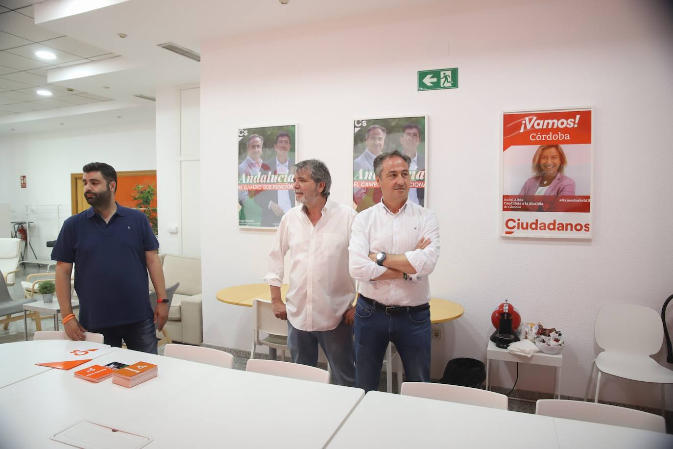 La desolación de Ciudadanos en Córdoba tras quedarse sin parlamentarios, en imágenes