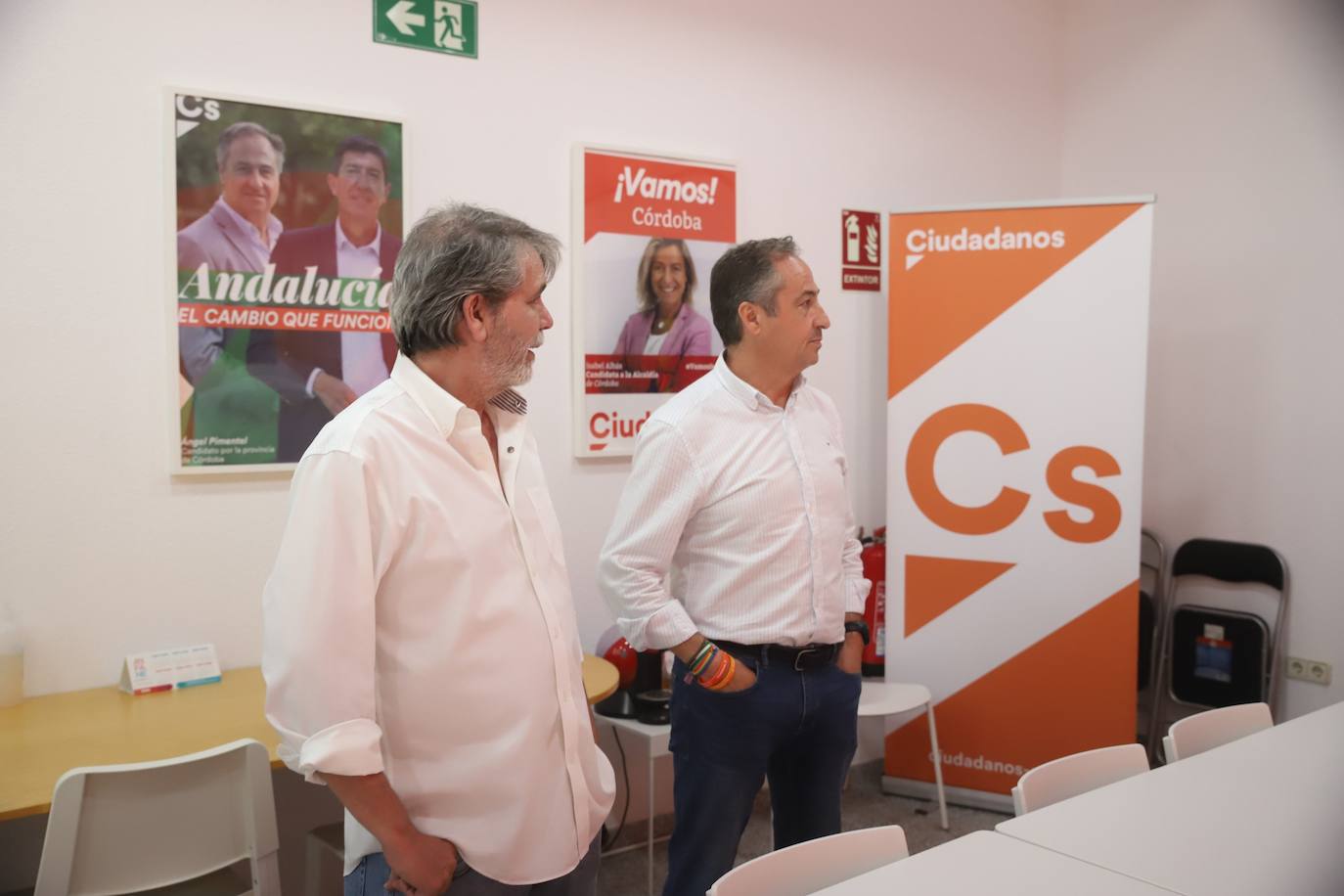 La desolación de Ciudadanos en Córdoba tras quedarse sin parlamentarios, en imágenes