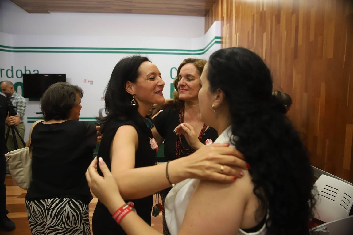 La dura derrota del PSOE de Córdoba en las autonómicas, en imágenes