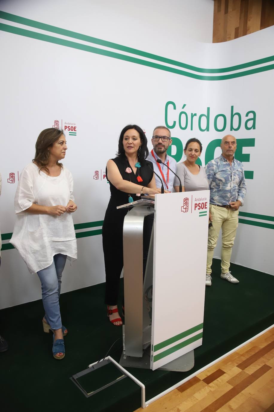 La dura derrota del PSOE de Córdoba en las autonómicas, en imágenes