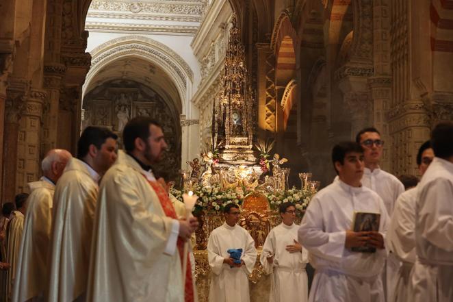 La procesión del Corpus Christi en Córdoba, en imágenes