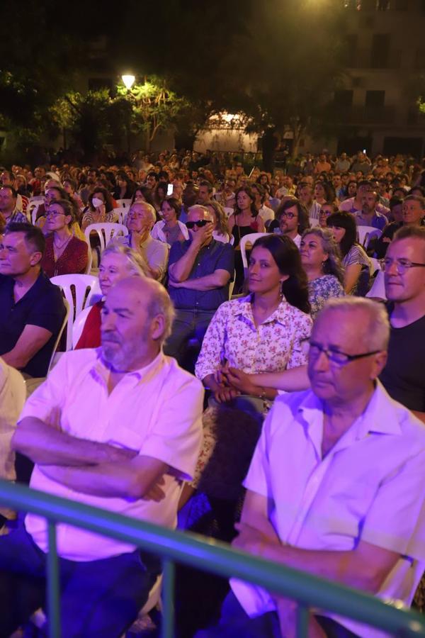 La Noche Blanca del Flamenco desde el Alcázar al Zoco y San Agustín, en imágenes