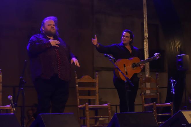 La Noche Blanca del Flamenco desde el Alcázar al Zoco y San Agustín, en imágenes