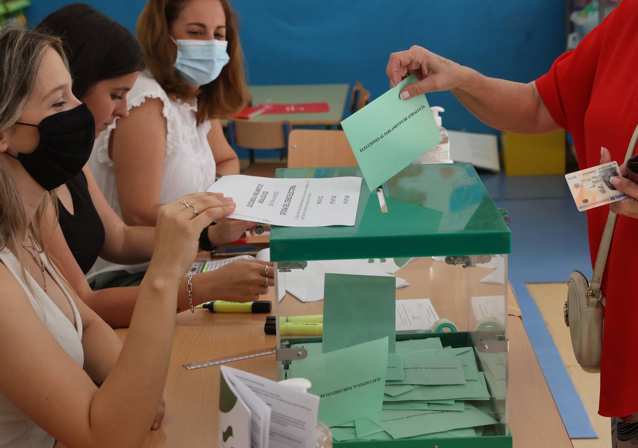 Elecciones Andalucía 2022 | Las votaciones del 19-J en Córdoba, en imágenes