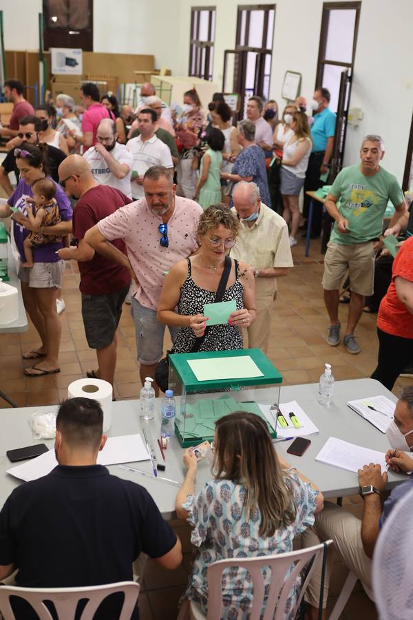 Elecciones Andalucía 2022 | Las votaciones del 19-J en Córdoba, en imágenes