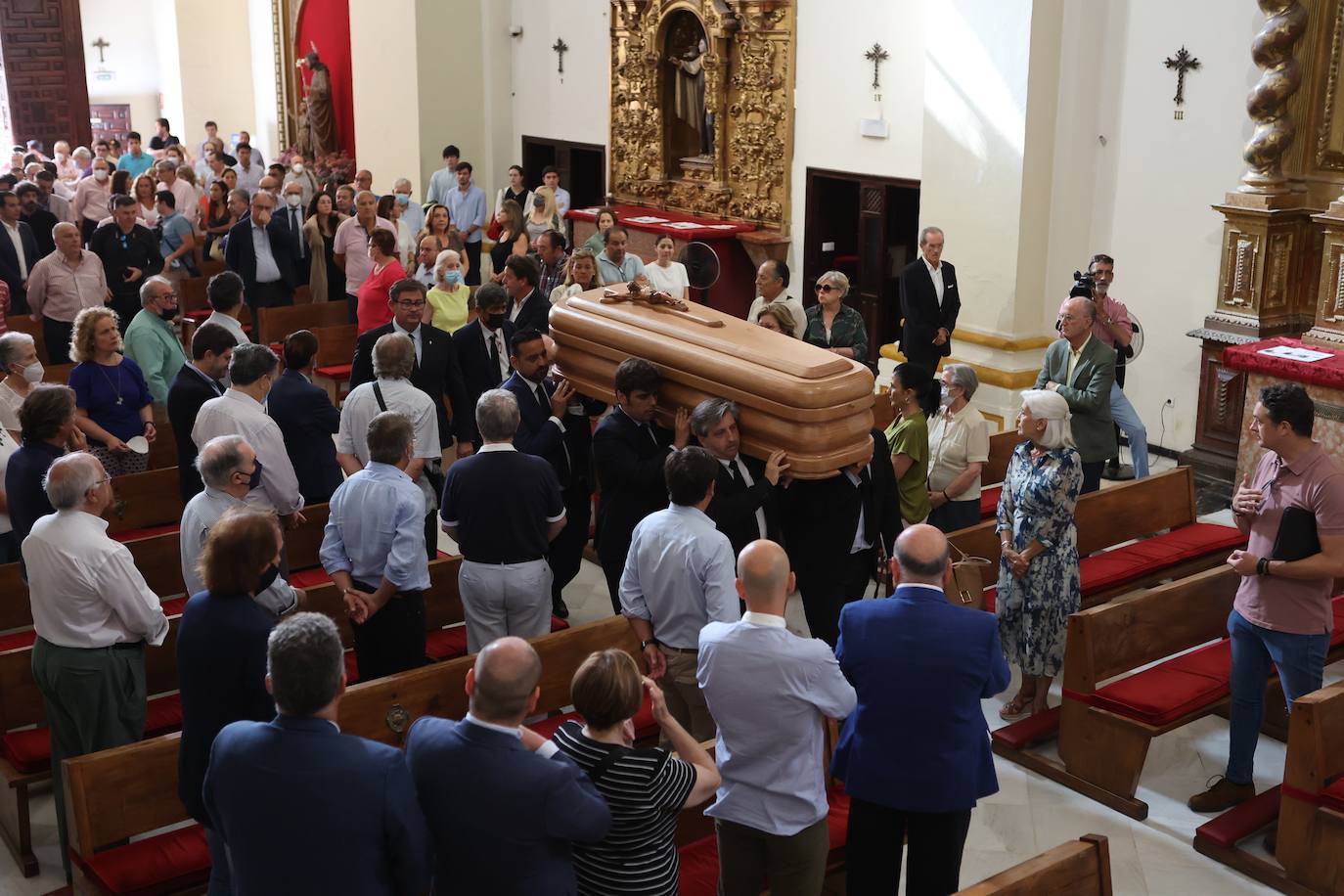 El funeral de Rafael Campanero en Córdoba, en imágenes