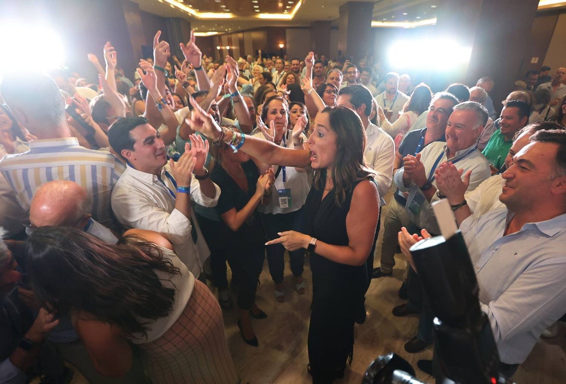 La emocionante noche electoral del PP de Córdoba, en imágenes