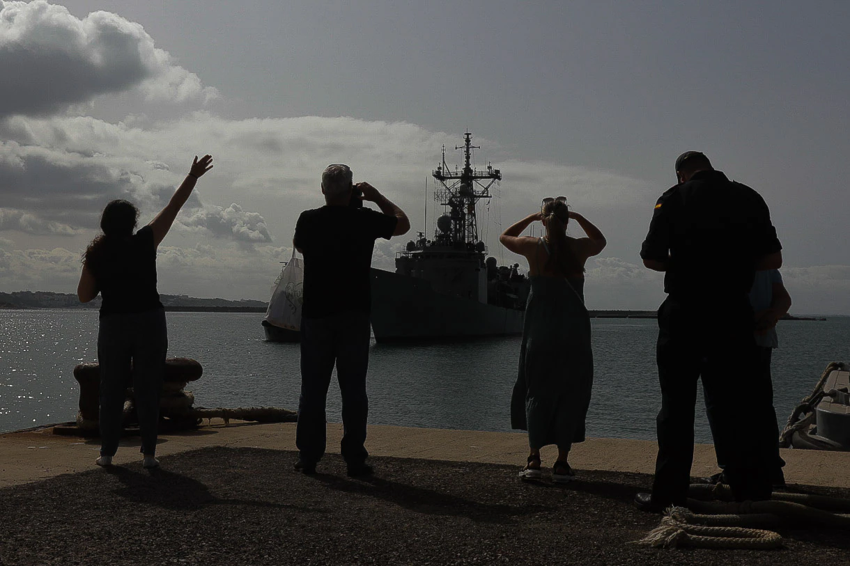 Fotos: el regreso de la fragata &#039;Canarias&#039; a la Base de Rota