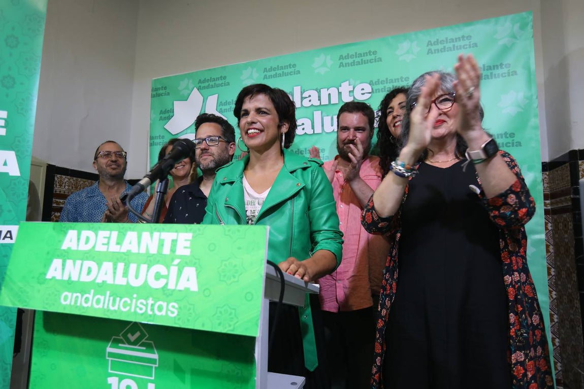 Fotos: Ambiente en la sede de Adelante Andalucía en Cádiz