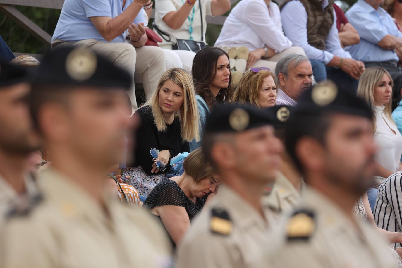 En imágenes, el desfile de la BRI X para despedir al contingente que marcha a Letonia