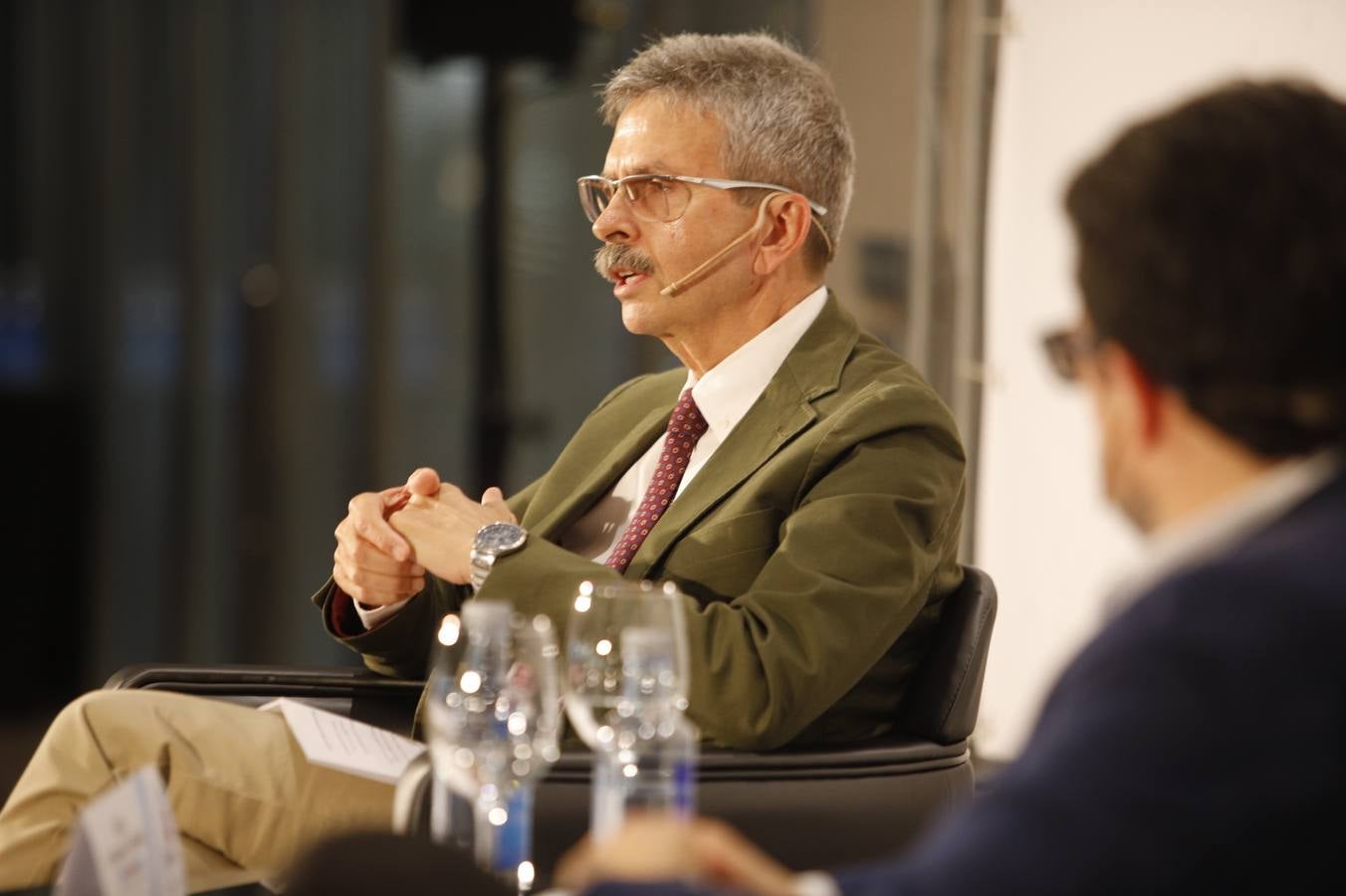 En imágenes, el foro Asfaco con el presidente de Enresa en Córdoba