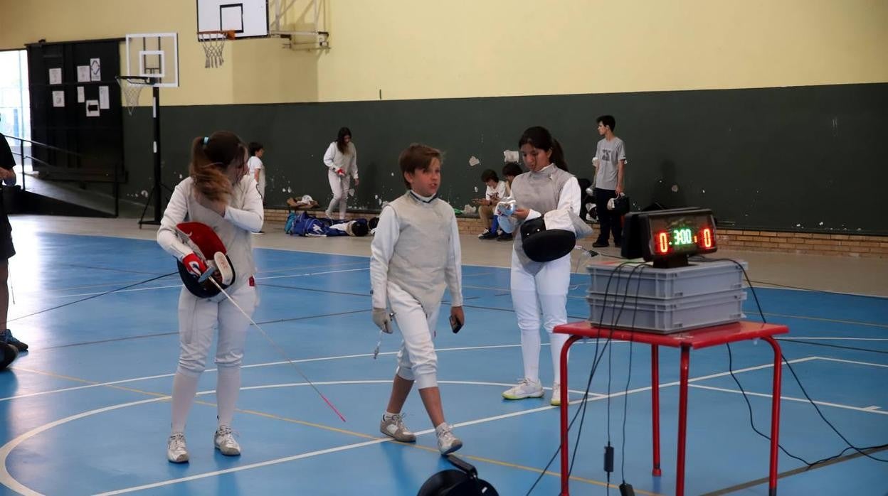 La belleza de la práctica de la esgrima en Córdoba, en imágenes