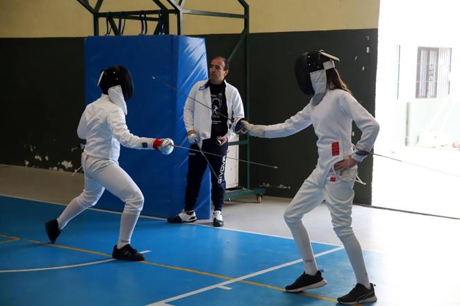 La belleza de la práctica de la esgrima en Córdoba, en imágenes