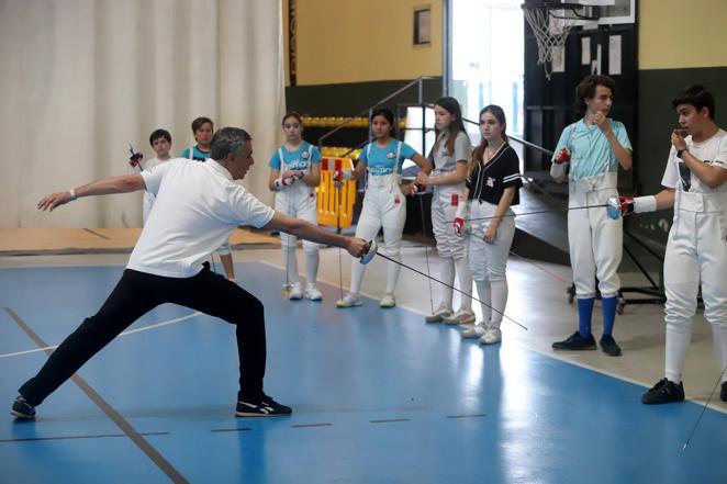 La belleza de la práctica de la esgrima en Córdoba, en imágenes