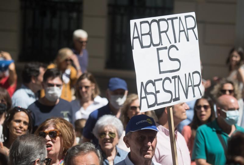 Uno de los carteles más expresivos del acto. 