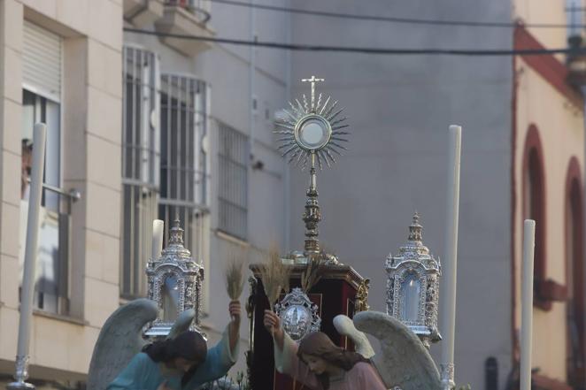 La procesión del Corpus de la Estrella de Córdoba, en imágenes