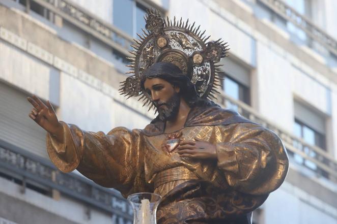 La procesión del Sagrado Corazón de Jesús en Córdoba, en imágenes