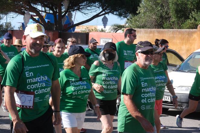 Fotos: X edición de la carrera &#039;En marcha contra el cáncer&#039; en Chiclana