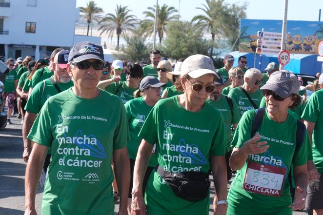 Fotos: X edición de la carrera &#039;En marcha contra el cáncer&#039; en Chiclana