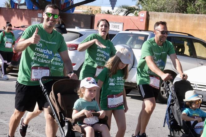 Fotos: X edición de la carrera &#039;En marcha contra el cáncer&#039; en Chiclana