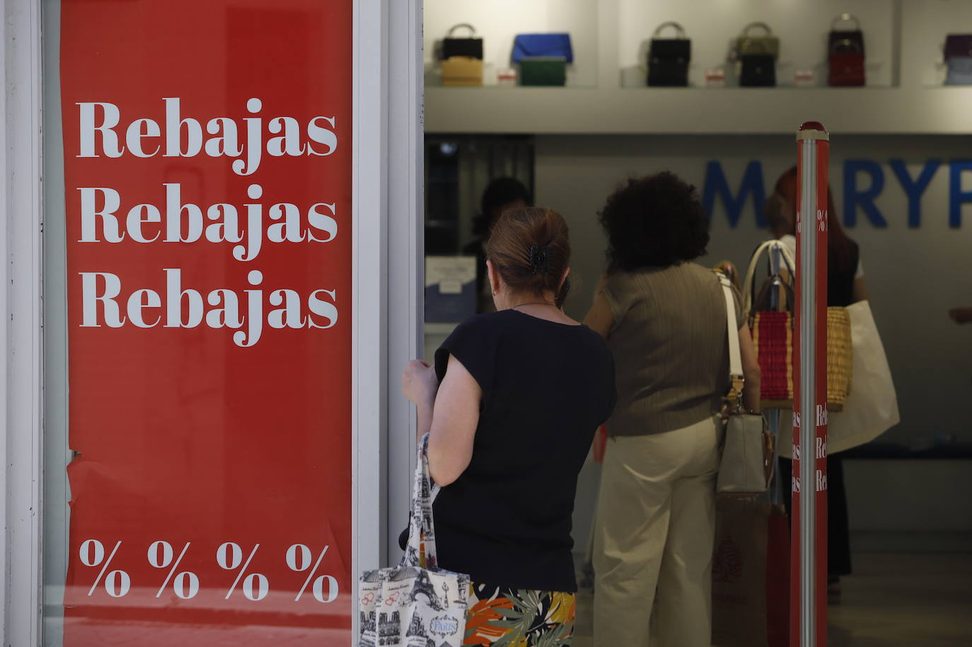 Rebajas de verano en Córdoba | Campaña con buenas perspectivas, pero con la mira puesta en la inflación