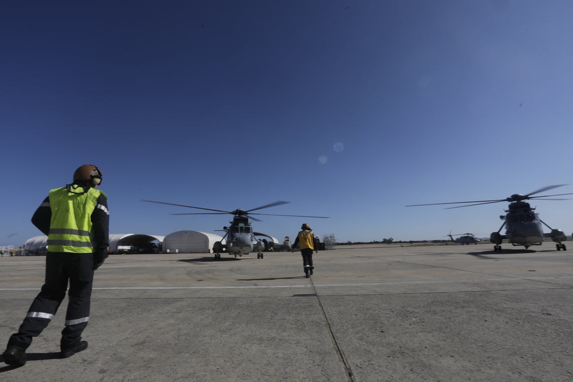En imágenes: Así ha sido la despedida de los dos últimos helicópteros &#039;Morsa&#039; de la Armada
