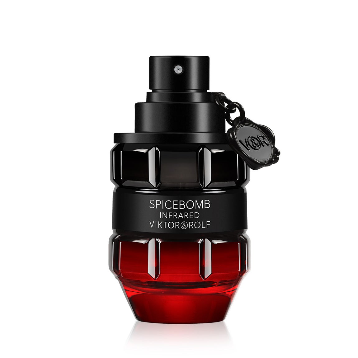 Spicebomb Infrared de Viktor&amp;Rolf: 67,60 €, 50 ml.. Una fragancia oriental y amaderada que posee un ardiente acorde de pimiento habanero en el corazón, reforzado con la calidez y sutil dulzura de la esencia de la hoja de la canela. Un perfume masculino perfecto para el verano.