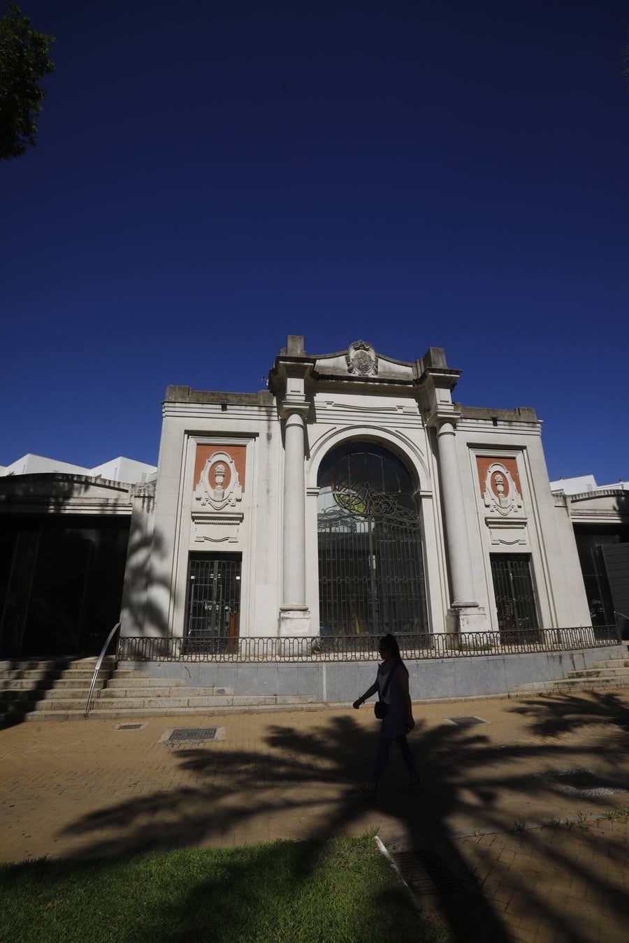 En imágenes, el estado de la Pérgola en los Jardines de la Victoria de Córdoba