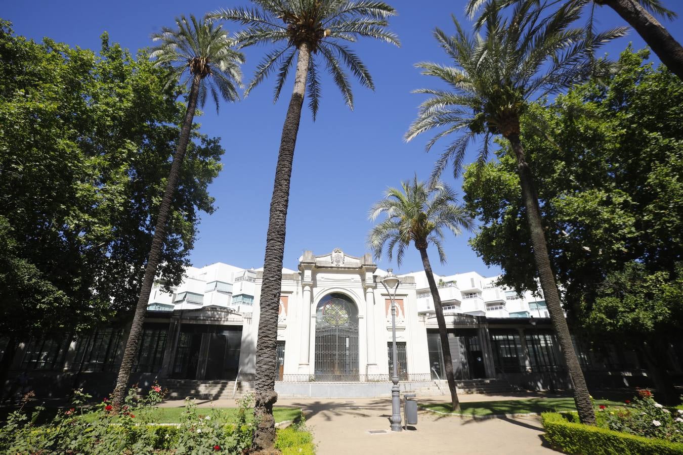 En imágenes, el estado de la Pérgola en los Jardines de la Victoria de Córdoba