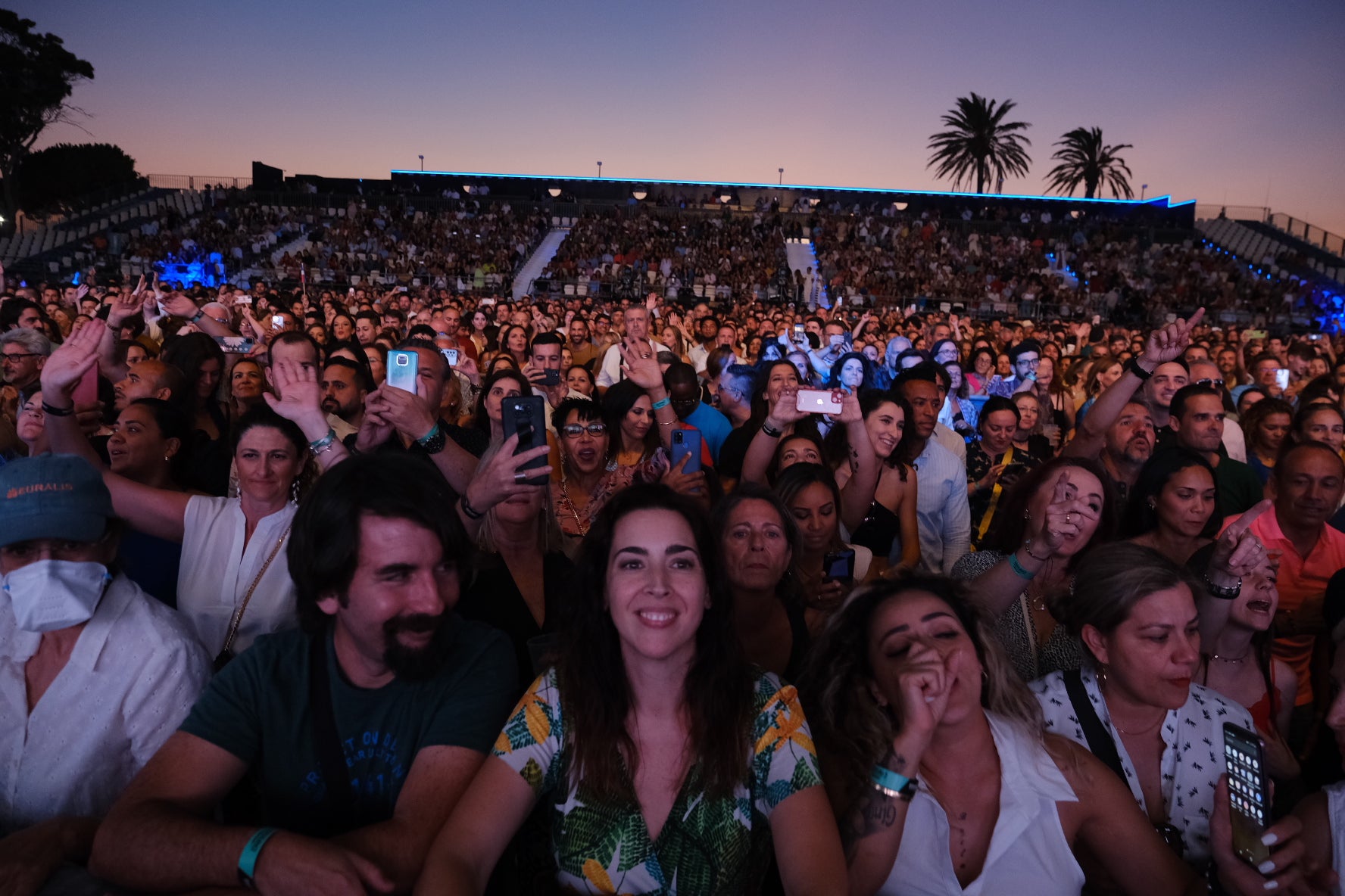 En imágenes: El concierto de Juan Luis Guerra da el pistoletazo de salida al Concert Music Festival