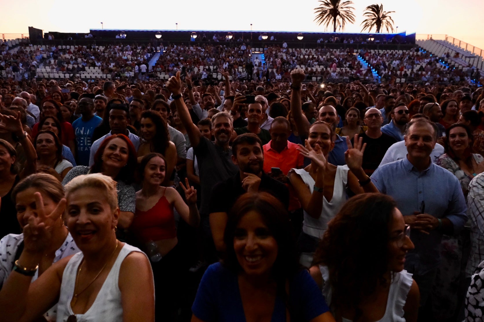 En imágenes: El concierto de Juan Luis Guerra da el pistoletazo de salida al Concert Music Festival