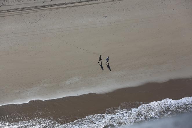 Las impresionantes imágenes de Cádiz y la Bahía desde un helicóptero militar