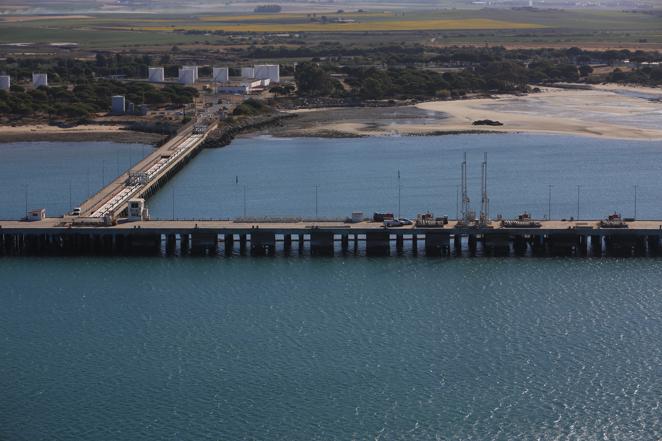 Las impresionantes imágenes de Cádiz y la Bahía desde un helicóptero militar