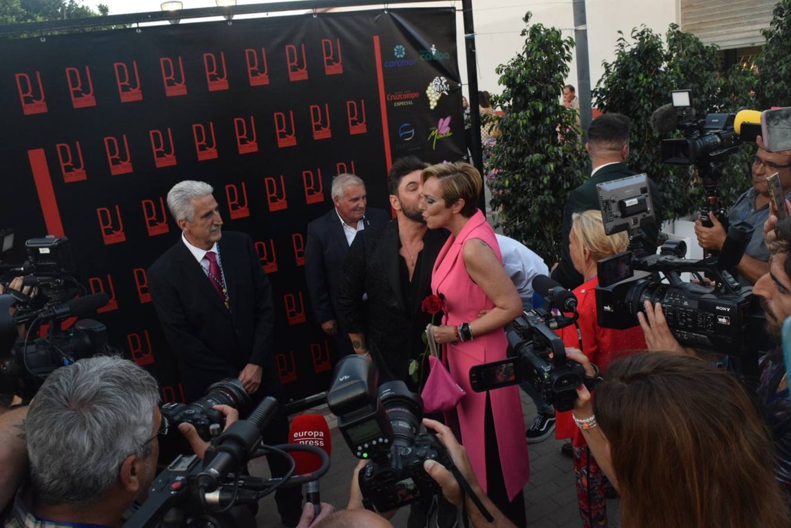 Fotos: Calurosa bienvenida al Museo de Rocío Jurado en Chipiona