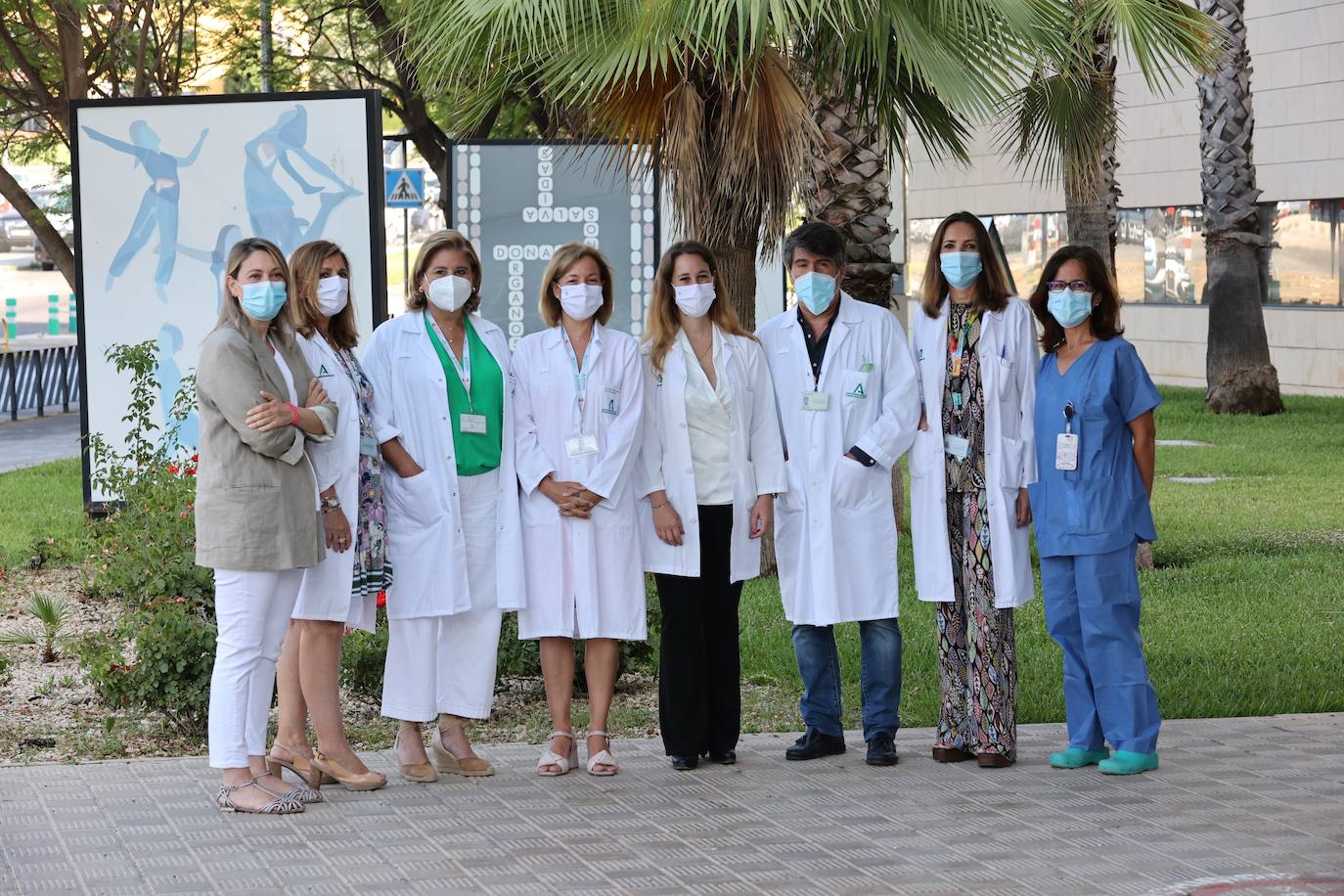 El equipo sanitario que opera con robot a niños en Córdoba, en imágenes