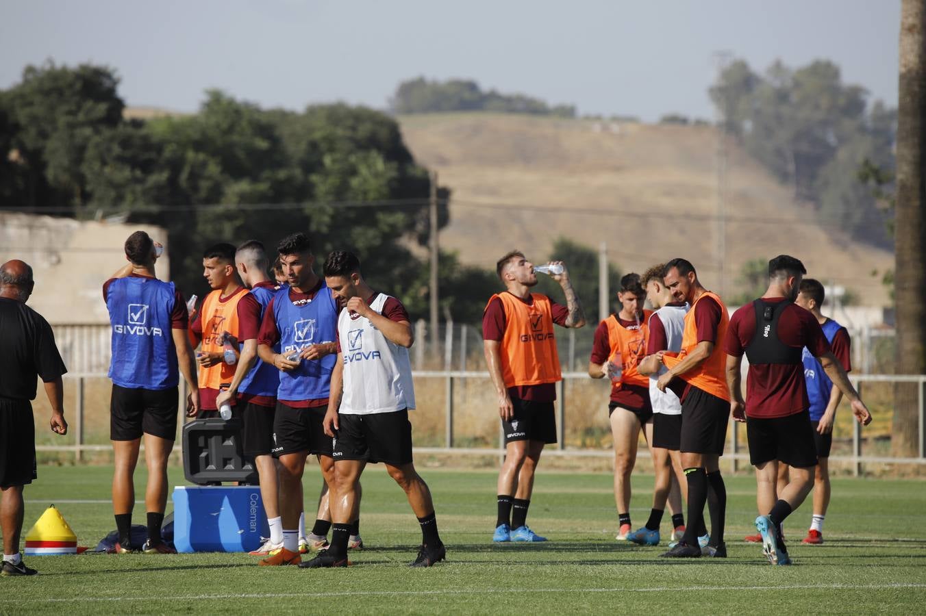 El primer entrenamiento de la temporada del Córdoba CF, en imágenes